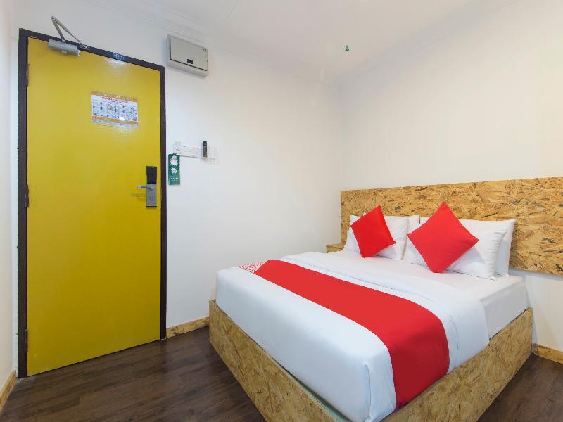 Mesra Boutique Hotel Порт-Діксон Екстер'єр фото